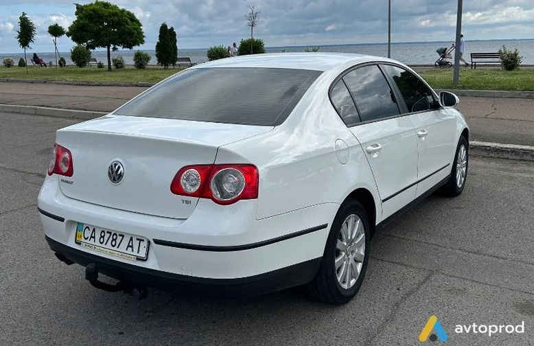 Фото 3 - Volkswagen Passat 2008