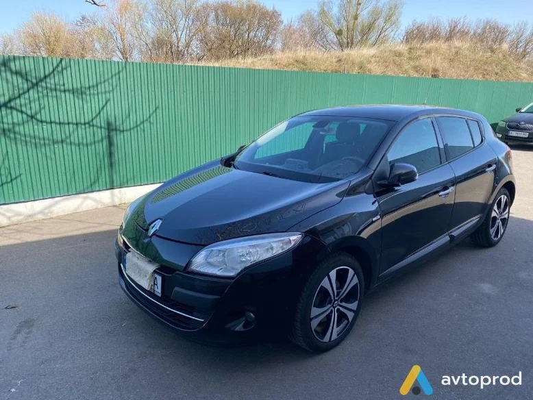 Фото 1 - Renault Megane 2011