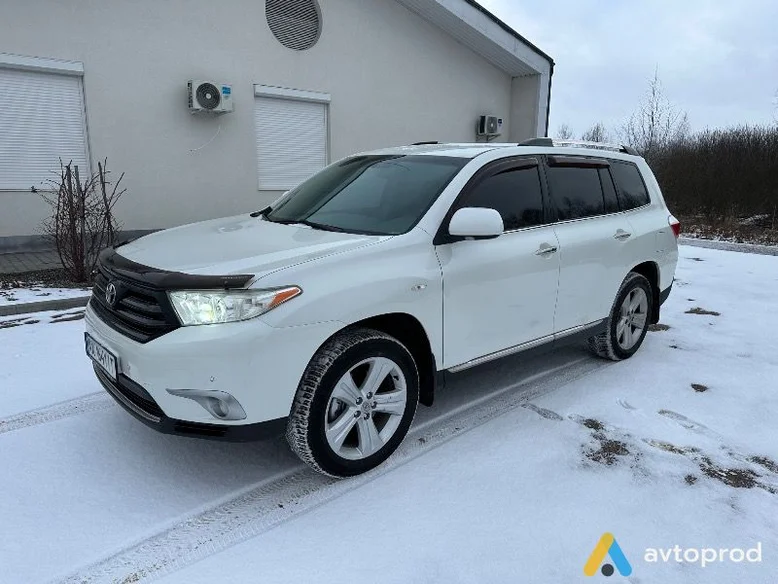 Фото 1 - Toyota Highlander 2012