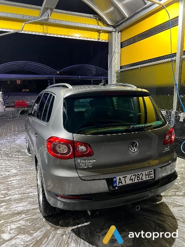 Фото 1 - Volkswagen Tiguan 2010