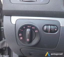 Photo 2 - Volkswagen Golf 2008