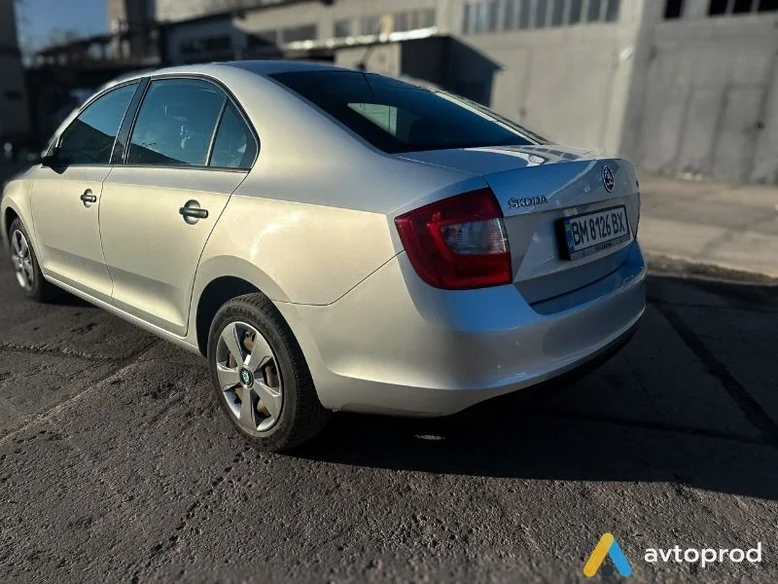 Фото 1 - Skoda Rapid 2015