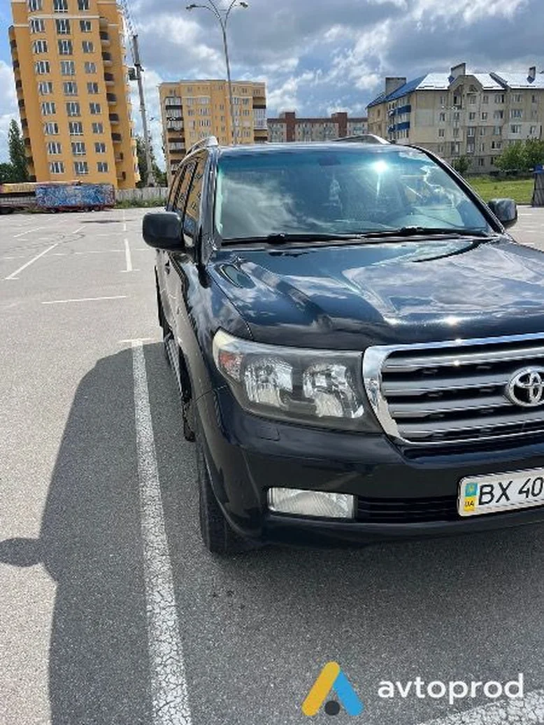 Фото 2 - Toyota Land Cruiser 2011