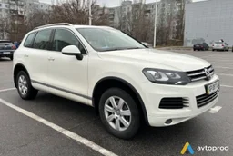 Фото 2 - Volkswagen Touareg 2010