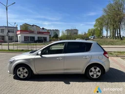 Фото 3 - Kia Cee'd 2010