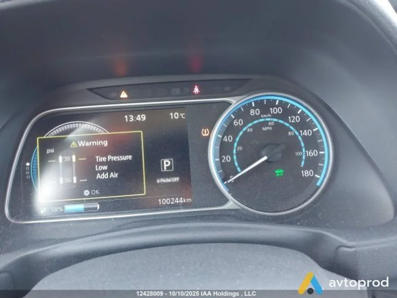 Фото 2 - Nissan Leaf 2018