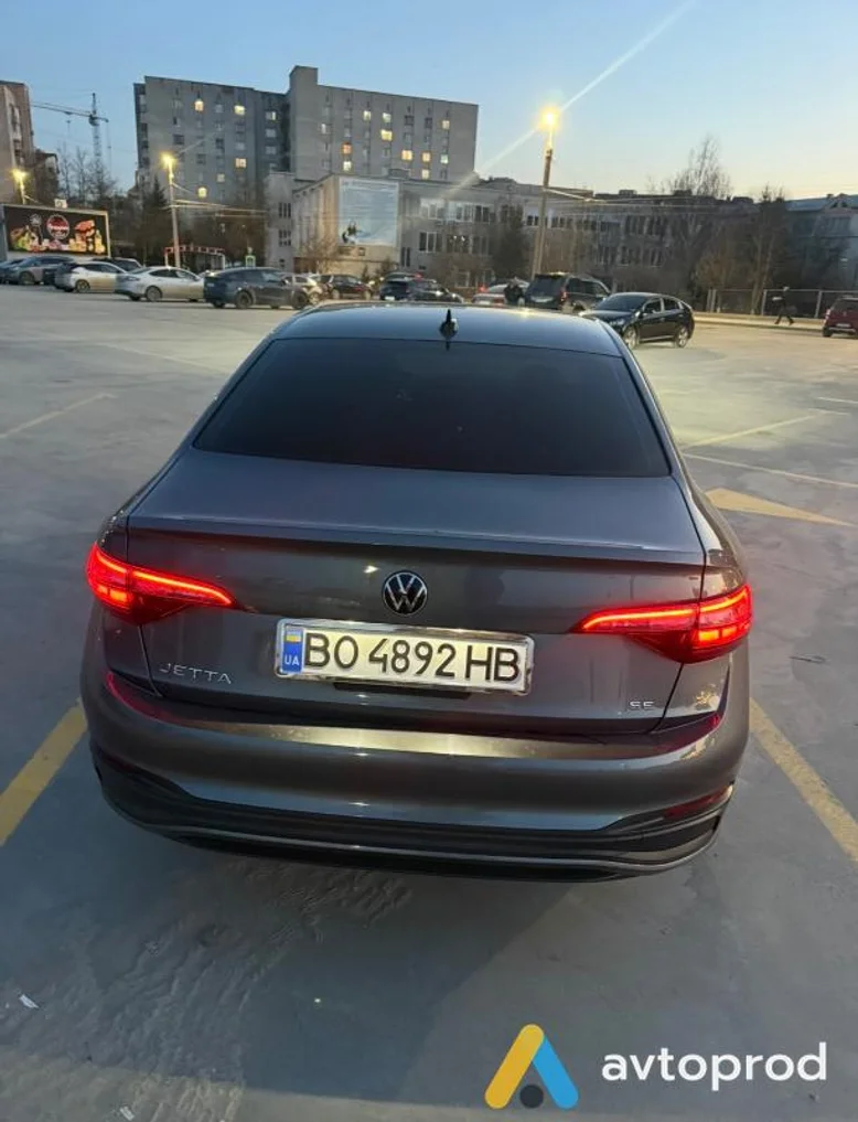 Фото 4 - Volkswagen Jetta 2023