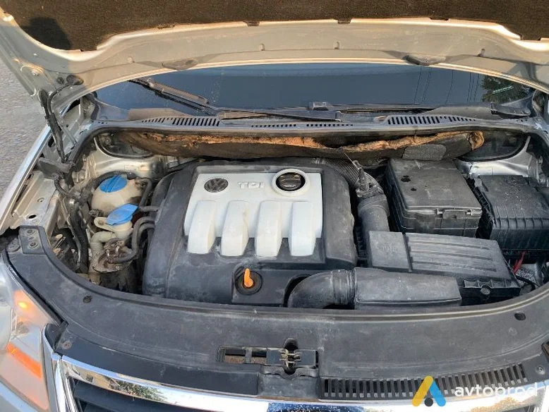 Фото 4 - Volkswagen Touran 2006