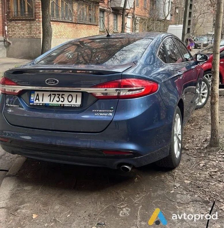 Фото 2 - Ford Fusion 2018