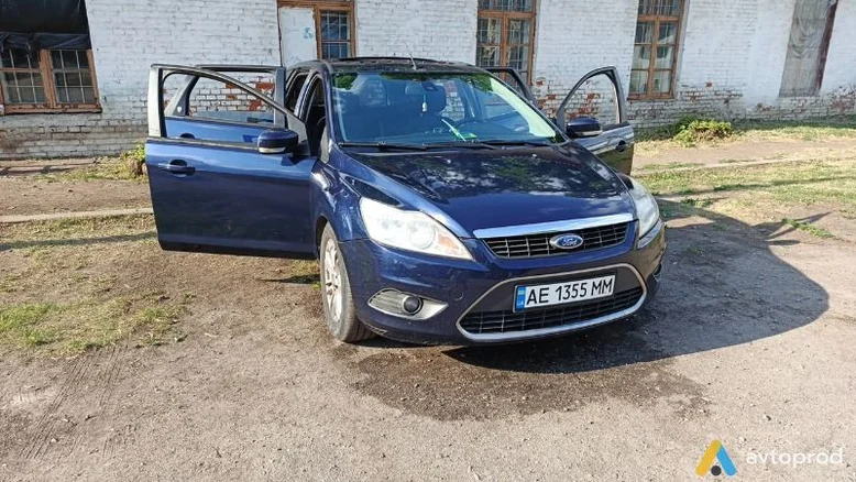 Фото 1 - Ford Focus 2010