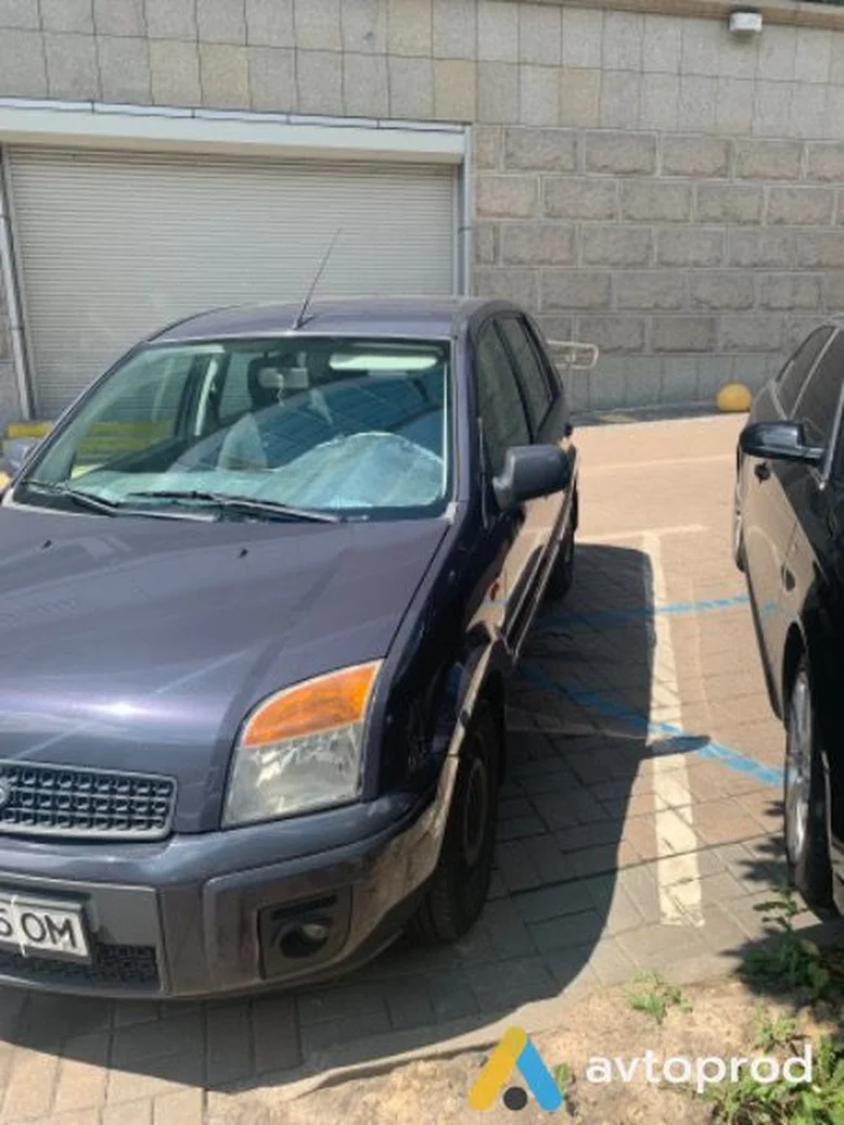 Фото 4 - Ford Fusion 2011