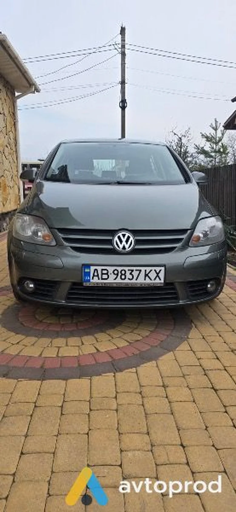 Фото 1 - Volkswagen Golf 2005