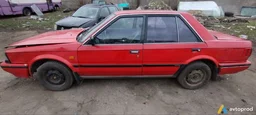 Photo 3 - Nissan Bluebird 1988