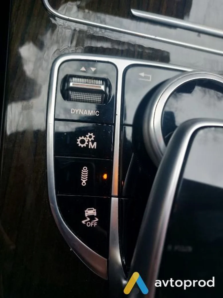 Фото 2 - Mercedes-Benz GLC 2019