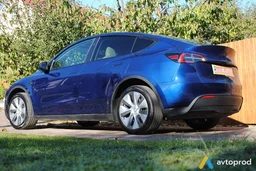 Photo 2 - Tesla Model X 2024
