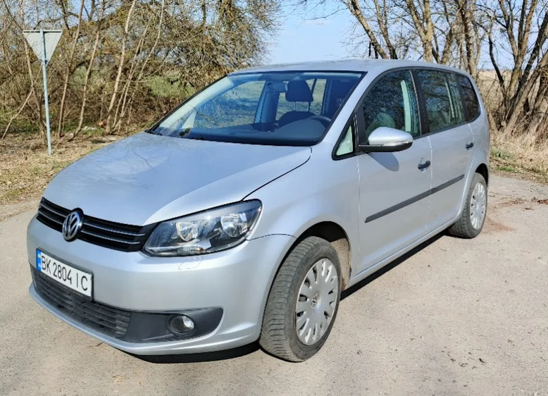 Фото 1 - Volkswagen Touran 2014