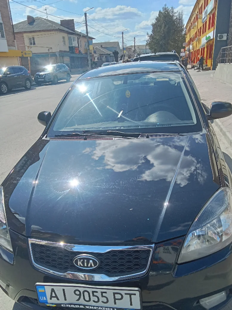 Фото 1 - Kia Rio 2011