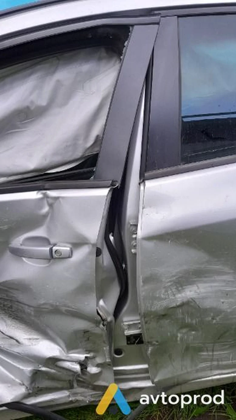 Фото 3 - Opel Astra 2011