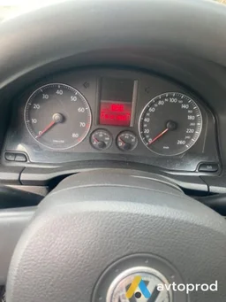 Photo 3 - Volkswagen Golf 2004