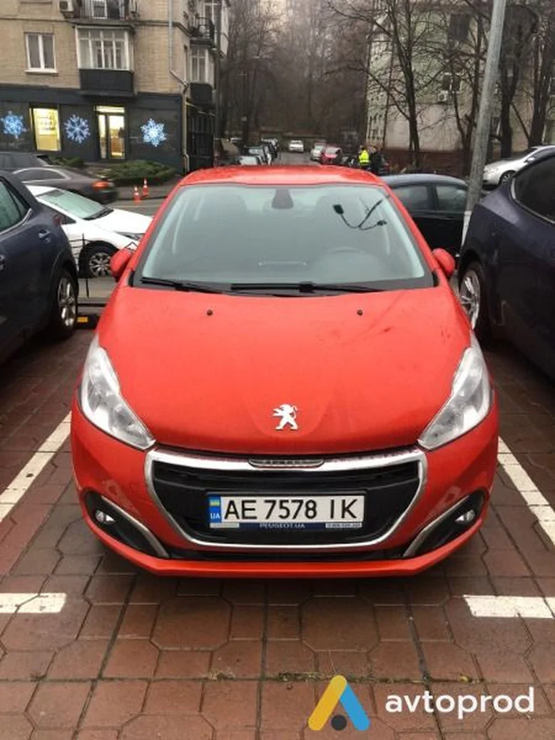 Фото 1 - Peugeot 208 2017