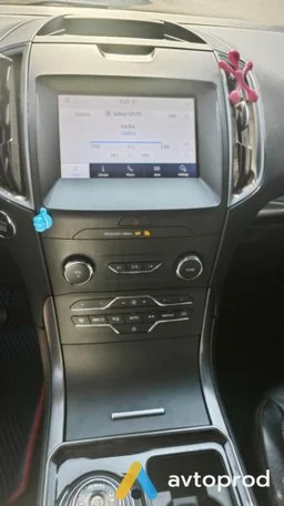 Photo 4 - Ford Edge  2020