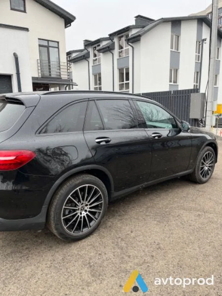 Фото 3 - Mercedes-Benz GLC 2017
