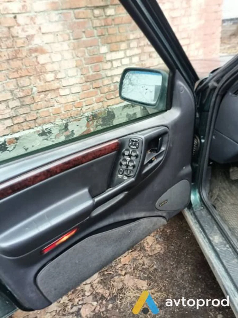 Фото 4 - Jeep Grand Cherokee 1998