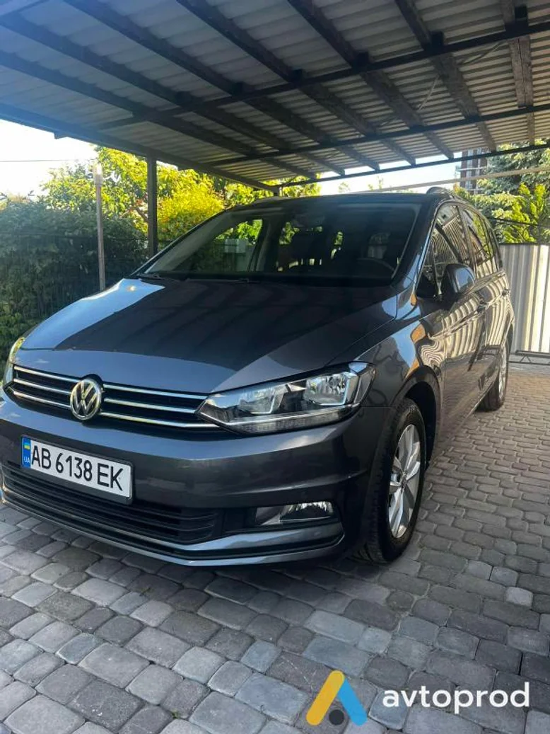 Photo 1 - Volkswagen Touran 2017