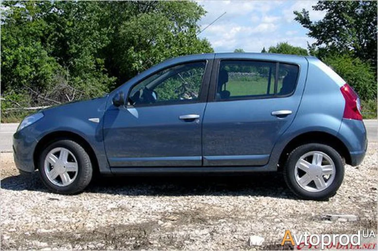 Фото 4 - Dacia Sandero 2008