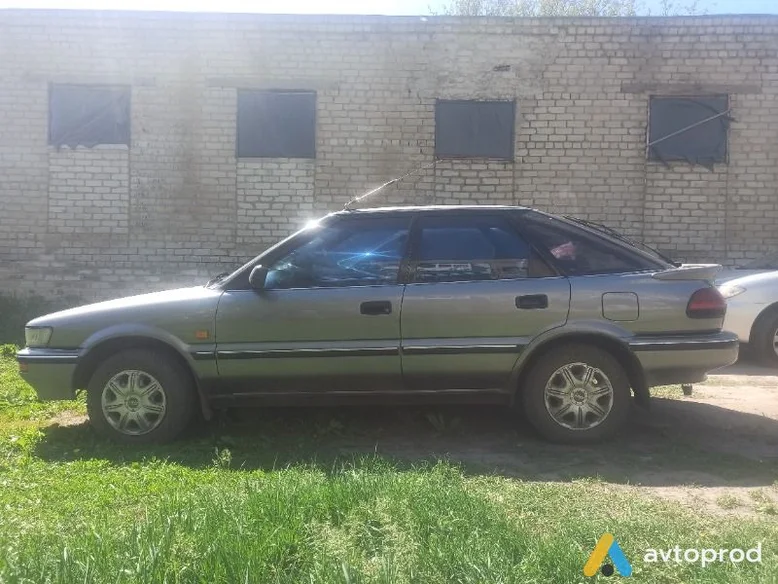 Фото 2 - Toyota Corolla 1988