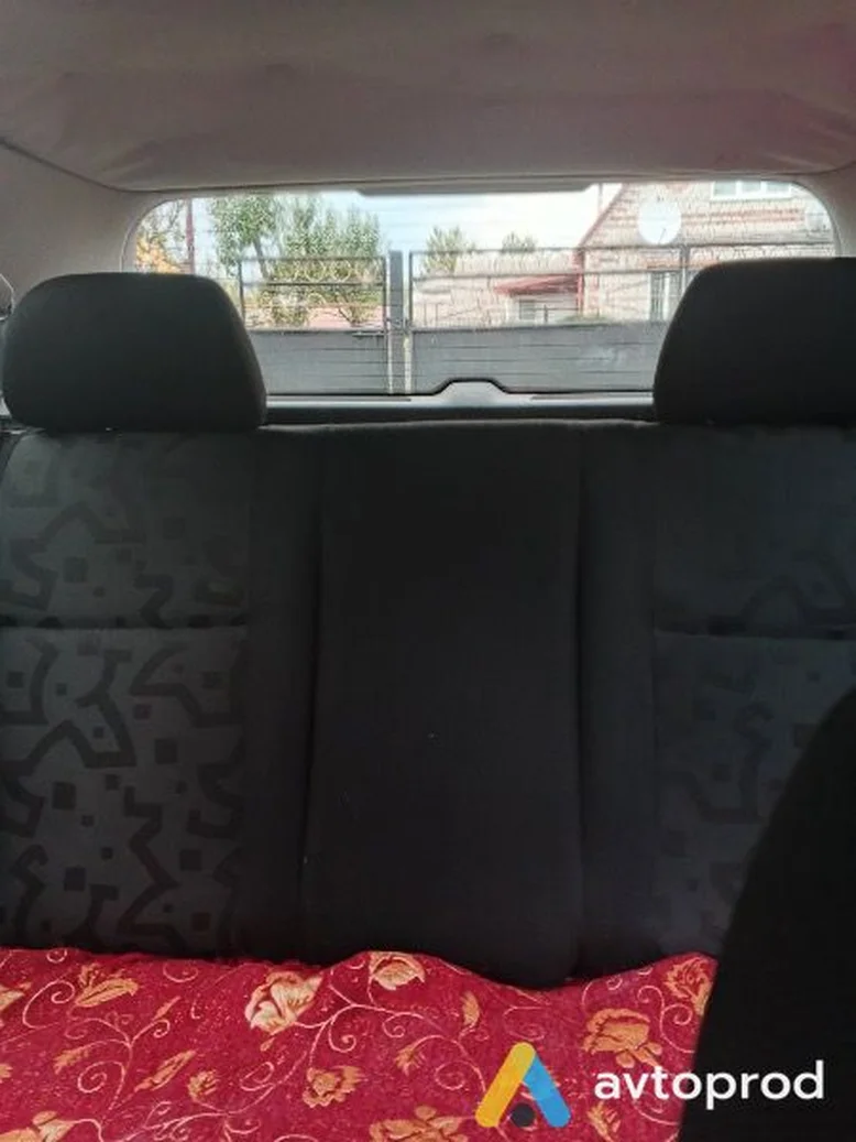 Фото 3 - Volkswagen Golf 2000