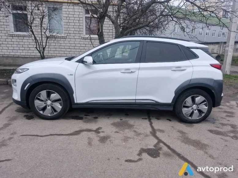 Фото 2 - Hyundai Kona 2019