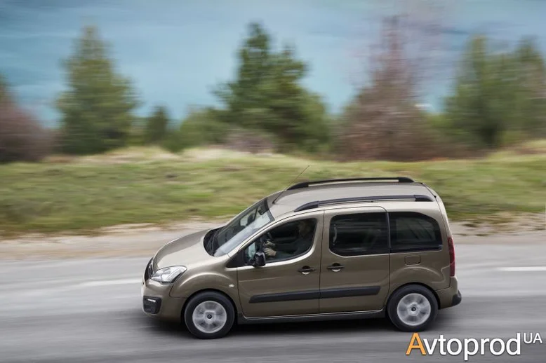 Фото 4 - Citroen Berlingo 2017