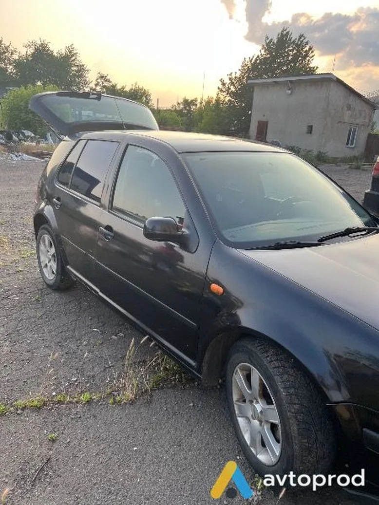 Фото 3 - Volkswagen Golf 1998