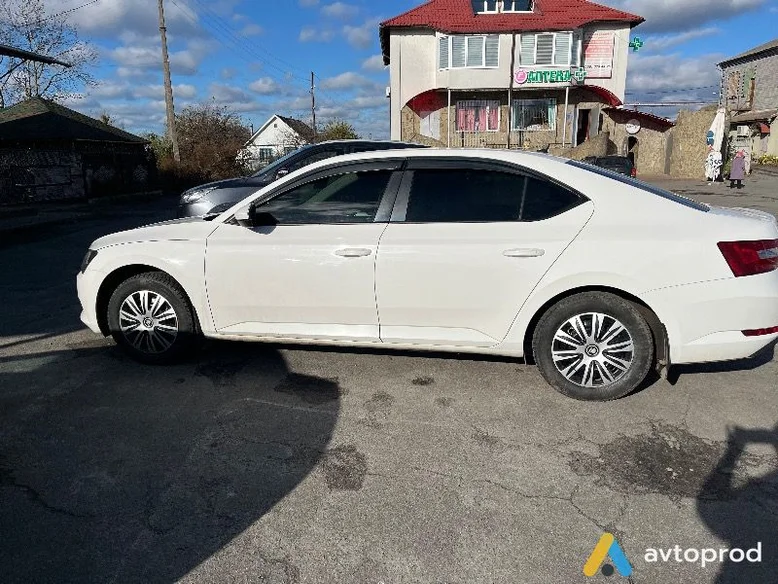 Фото 4 - Skoda Superb 2018