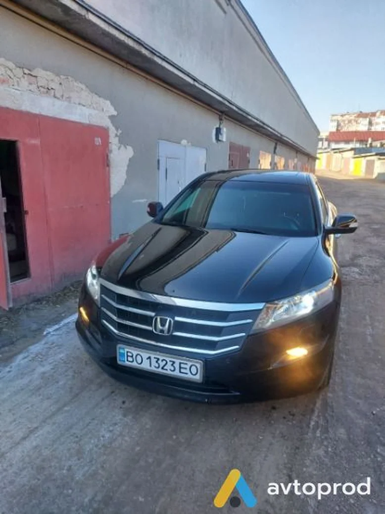 Фото 1 - Honda Crosstour 2011