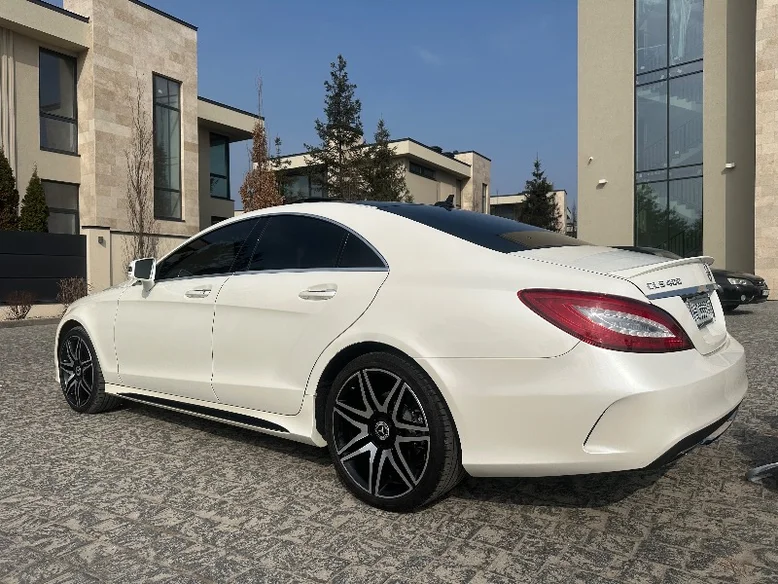 Фото 2 - Mercedes-Benz CLS 2015