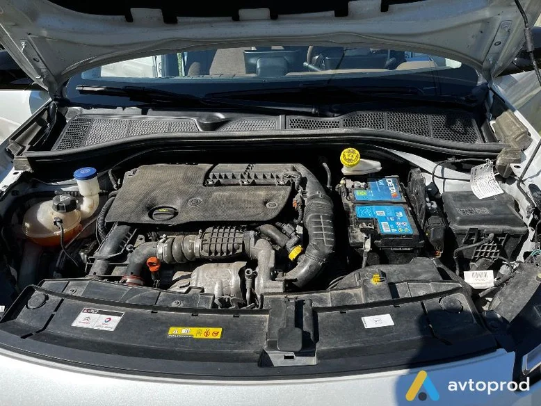 Фото 3 - Citroen C4 2016