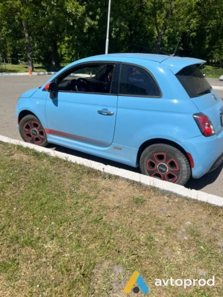 Фото 1 - Fiat 500E 2015