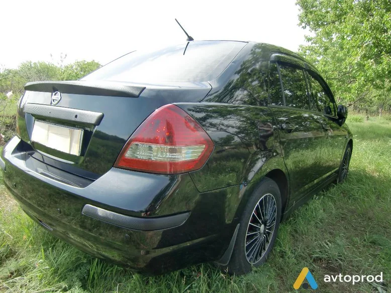 Photo 2 - Nissan Tiida 2008