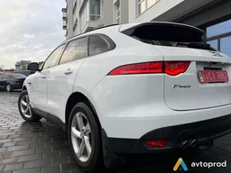 Photo 2 - Jaguar F-Pace 2017