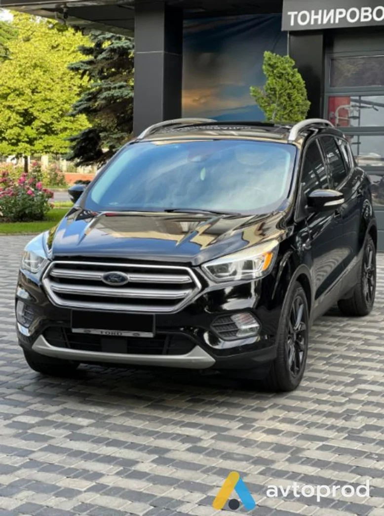 Photo 1 - Ford Escape 2017