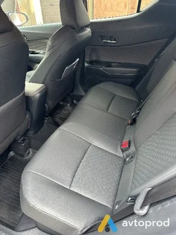 Photo 4 - Toyota C-HR 2022