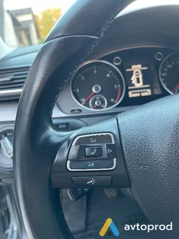 Photo 4 - Volkswagen Passat 2011