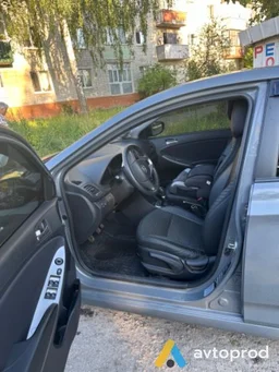 Photo 3 - Hyundai Accent 2019