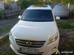 Photo 4 - Volkswagen Tiguan 2010