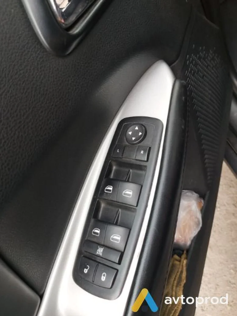 Фото 4 - Dodge Journey 2014