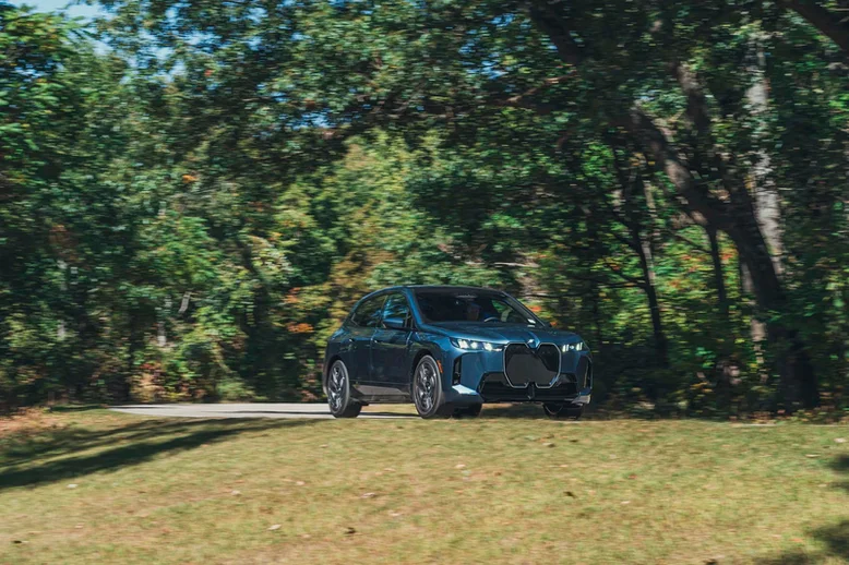 Новий BMW iX 2026