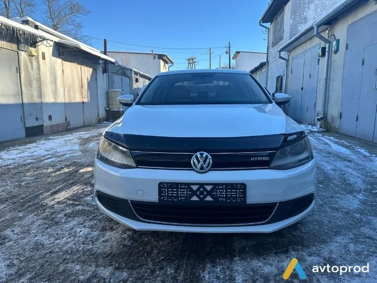 Фото 2 - Volkswagen Jetta 2013