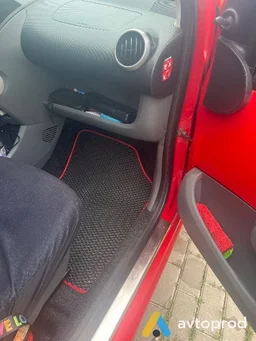 Photo 2 - Citroen C1 2008